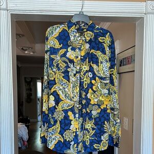 Banana Republic floral blouse in the excellent condition